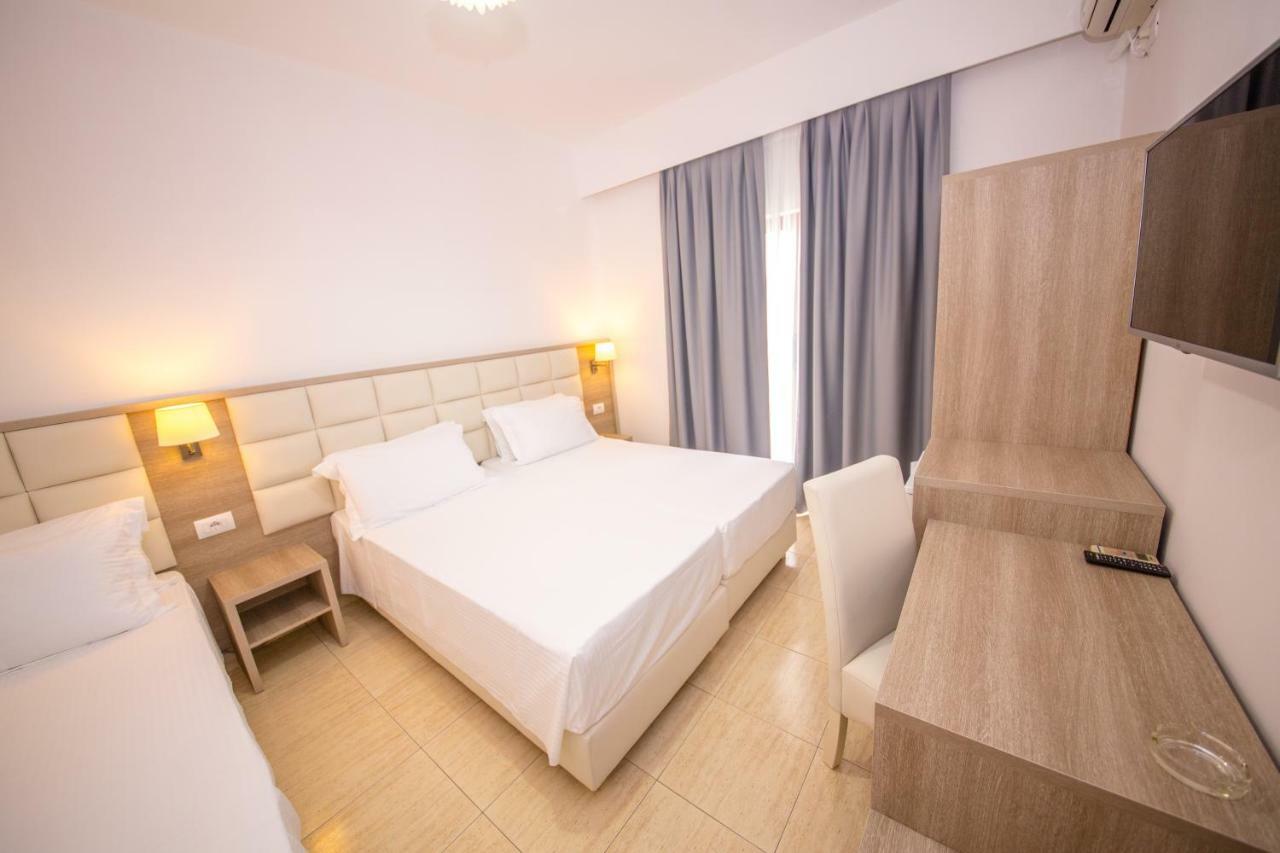 Hotel Alina Sarande Ngoại thất bức ảnh