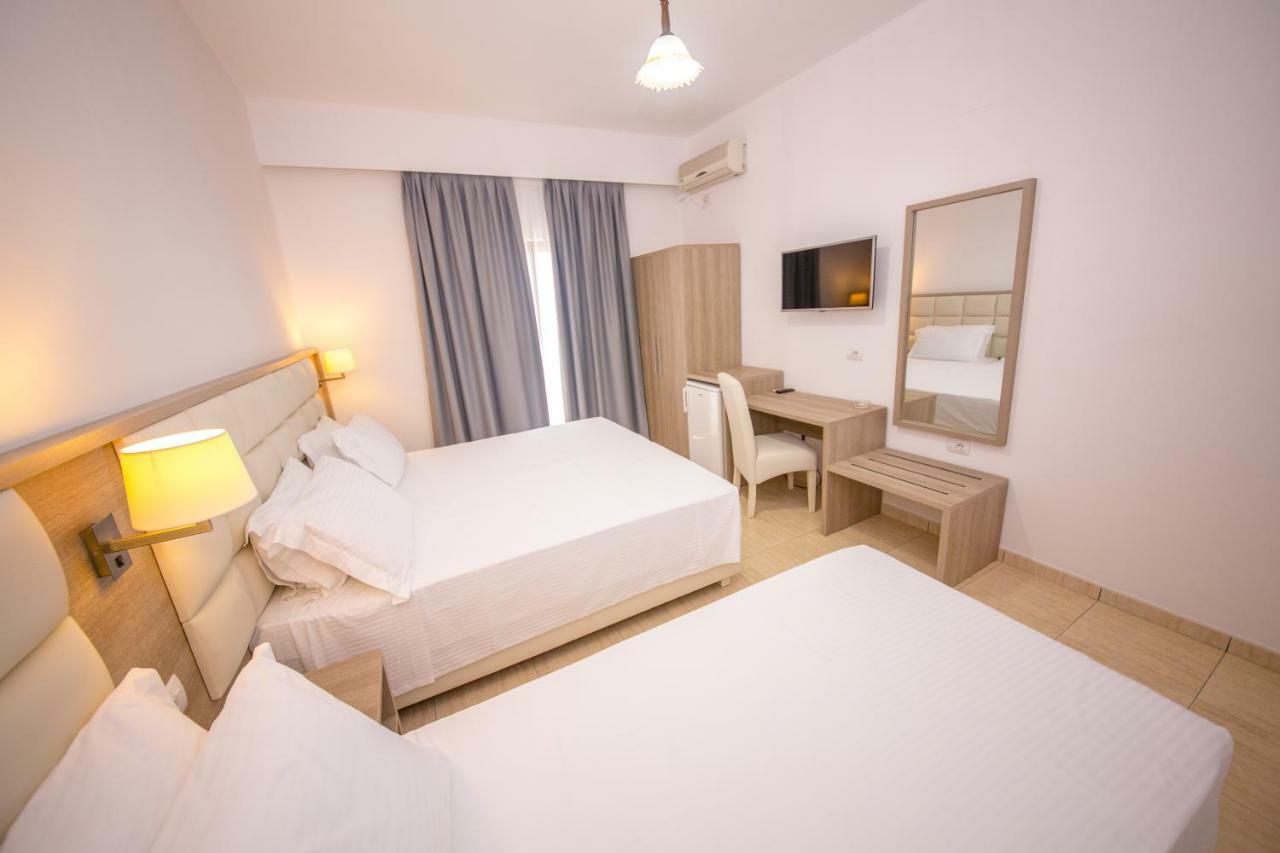 Hotel Alina Sarande Ngoại thất bức ảnh