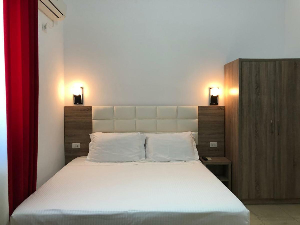 Hotel Alina Sarande Ngoại thất bức ảnh